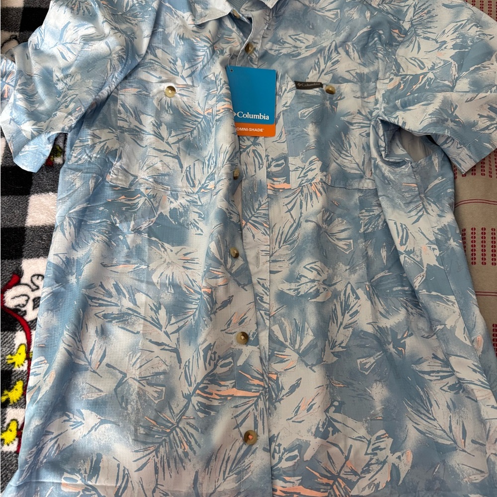 Columbia Light Blue Tropical Print Men's Shirt